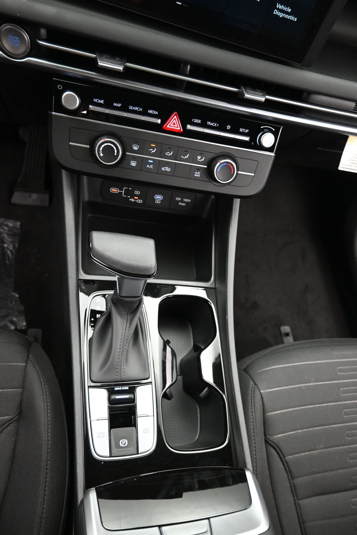 2026 Hyundai Santa Cruz SE