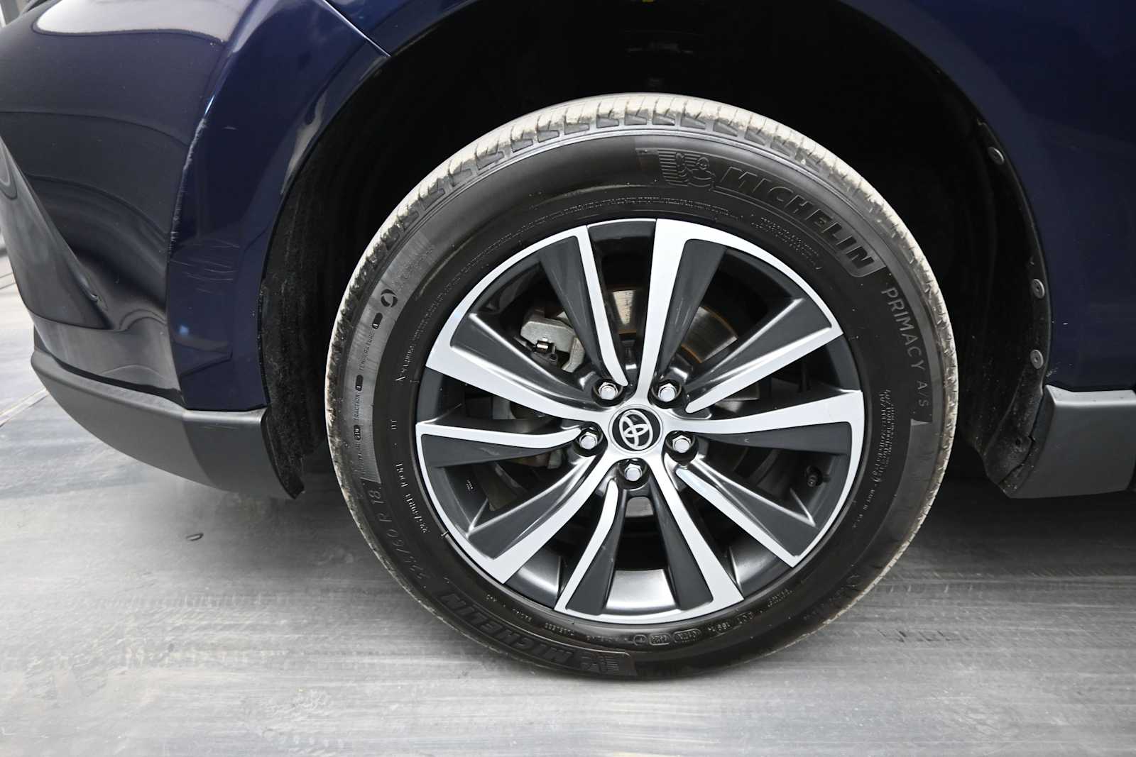 2021 Toyota Venza LE