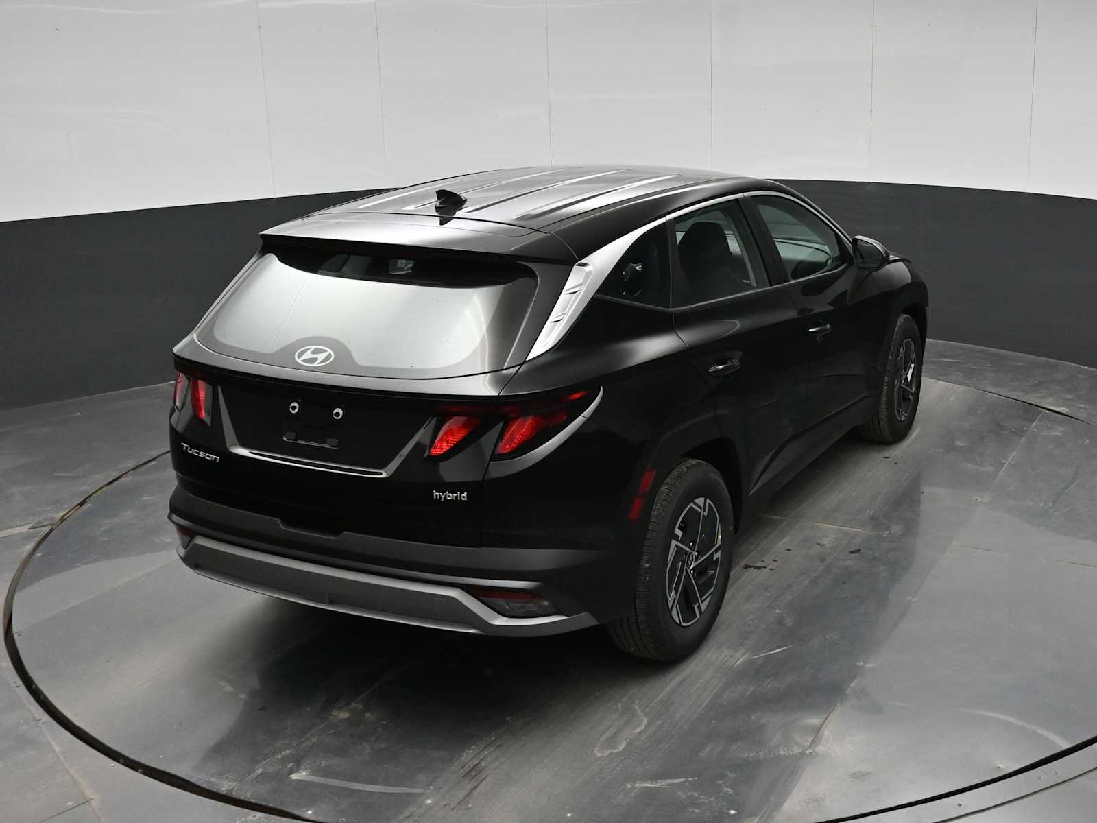 2026 Hyundai Tucson Hybrid SE