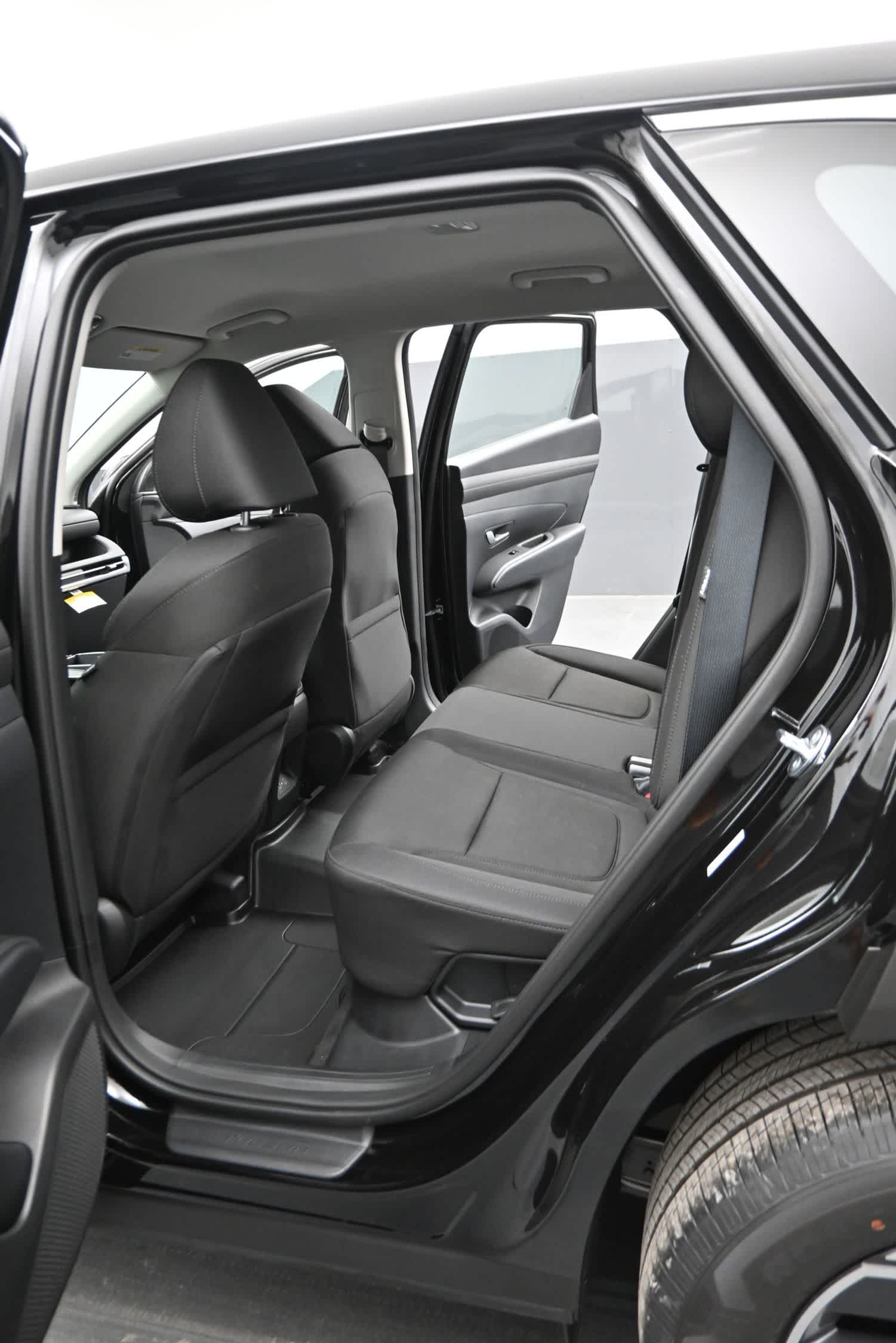 2026 Hyundai Tucson Hybrid SE