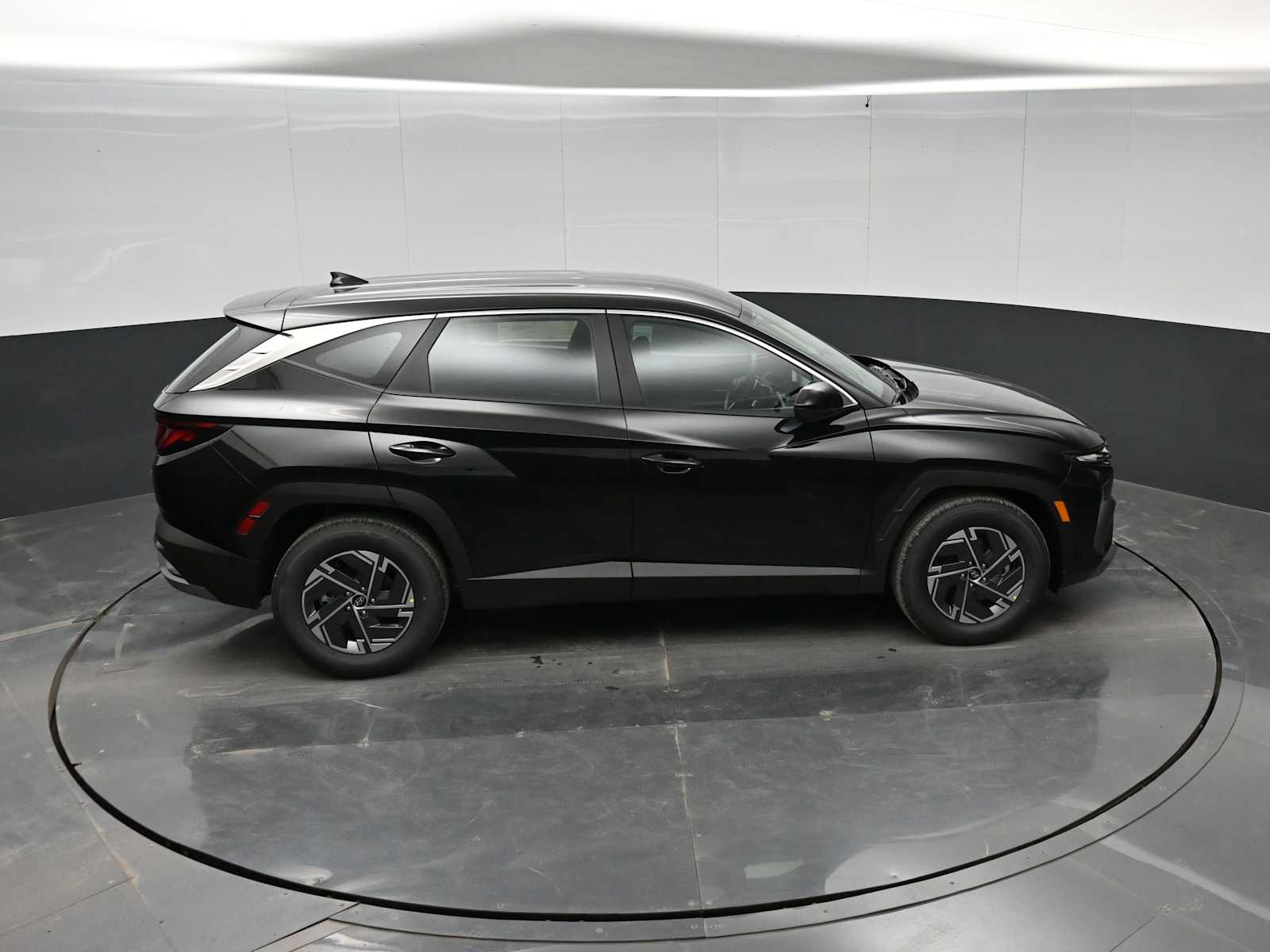 2026 Hyundai Tucson Hybrid SE