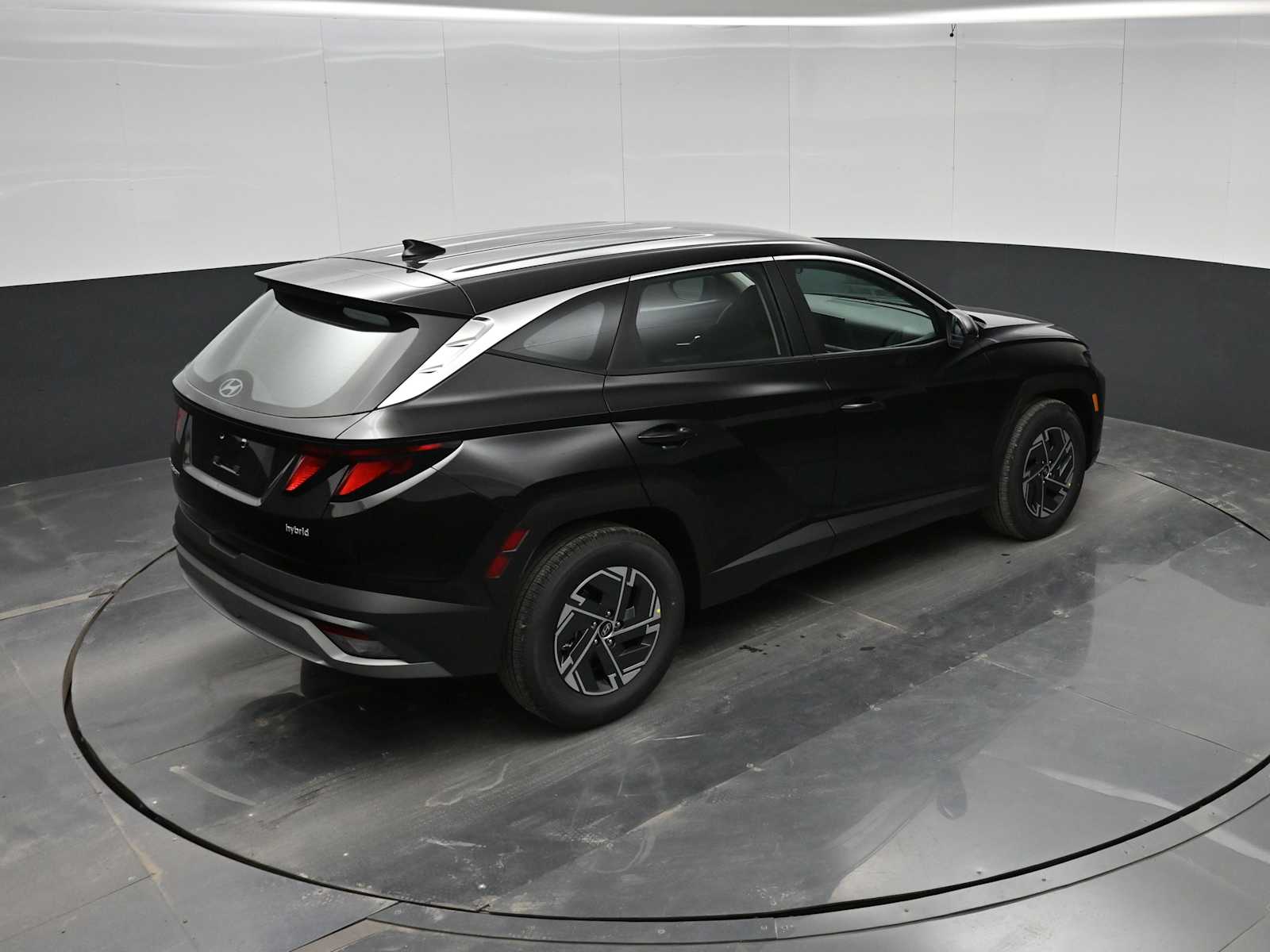 2026 Hyundai Tucson Hybrid SE