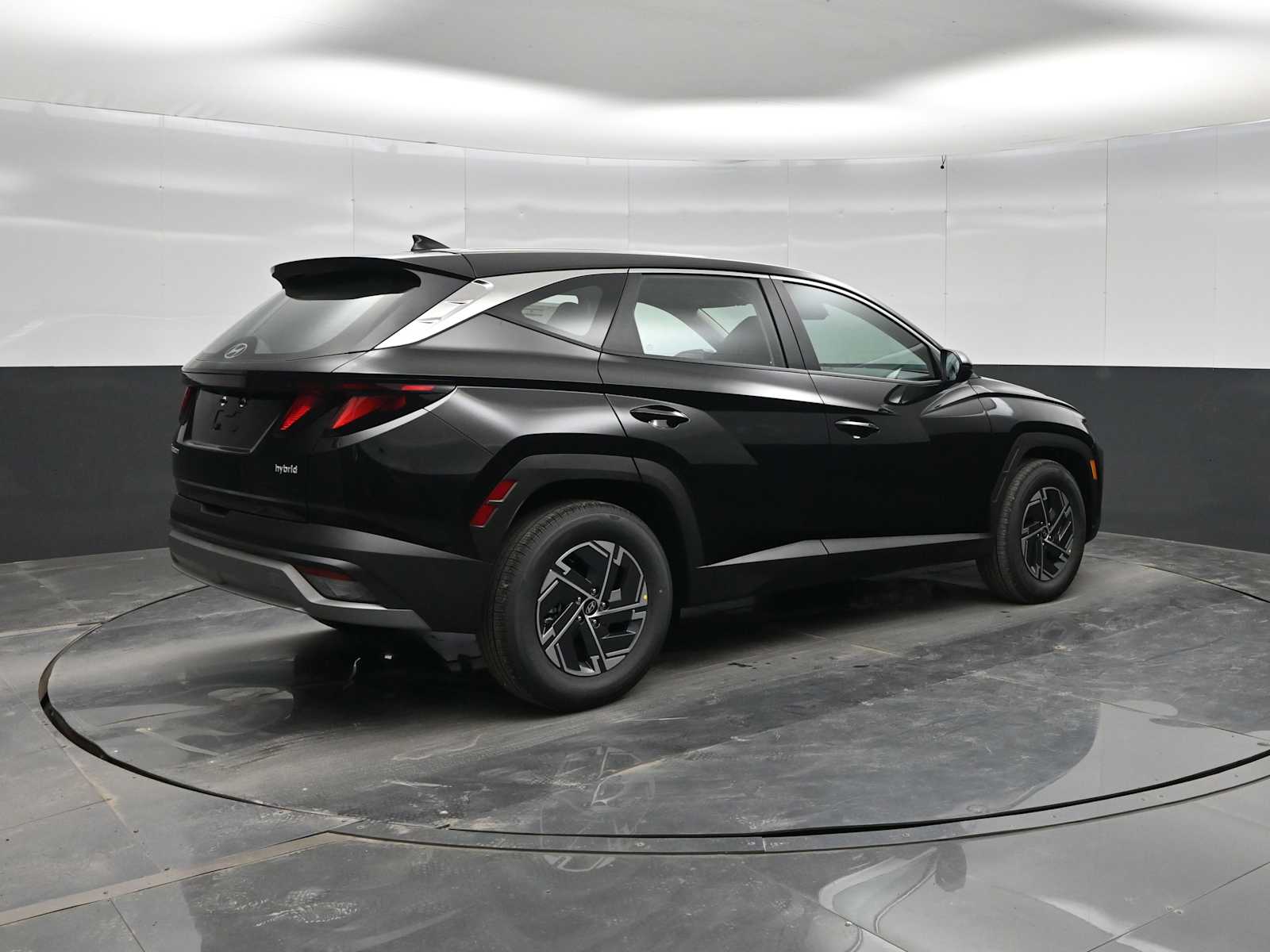 2026 Hyundai Tucson Hybrid SE