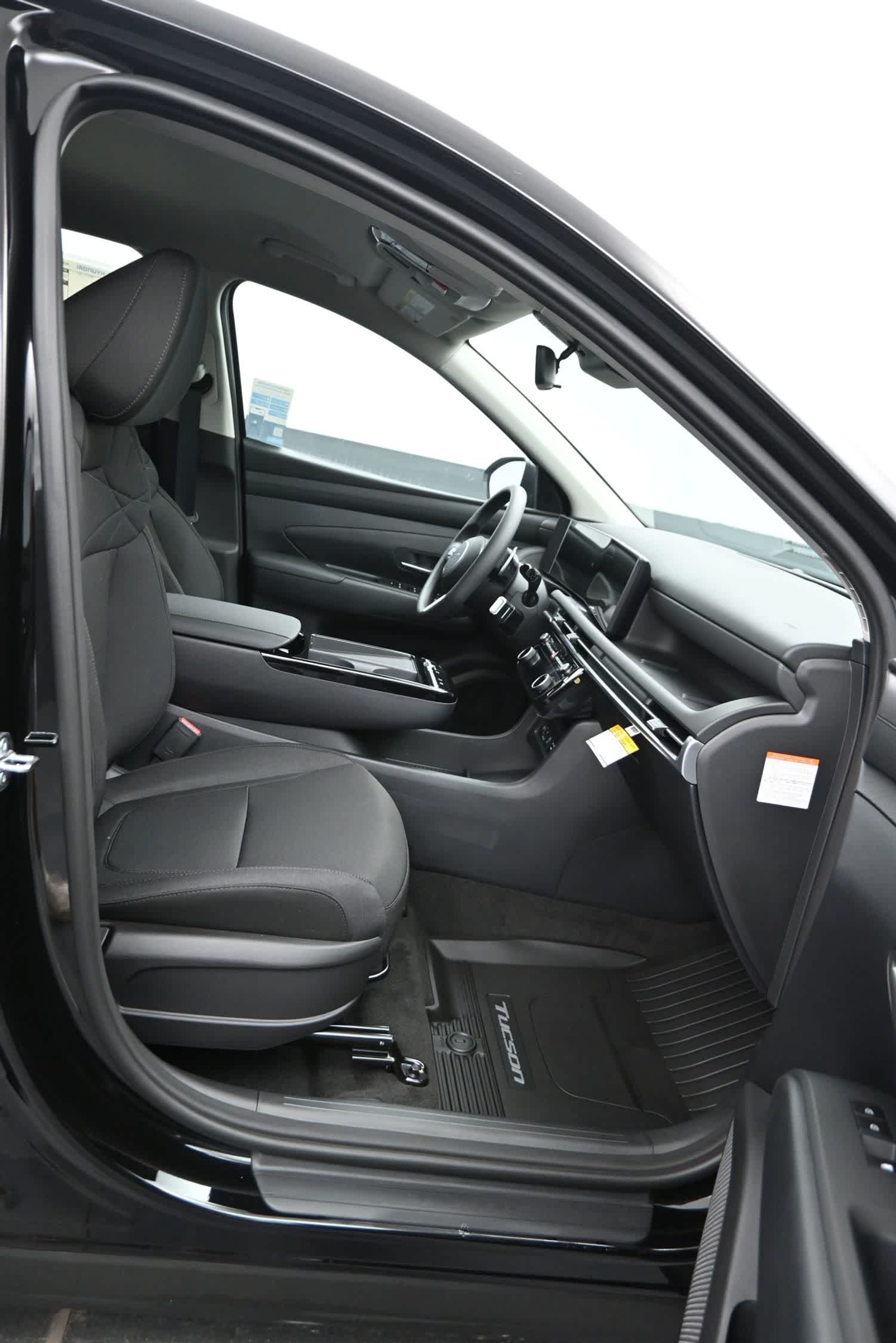 2026 Hyundai Tucson Hybrid SE