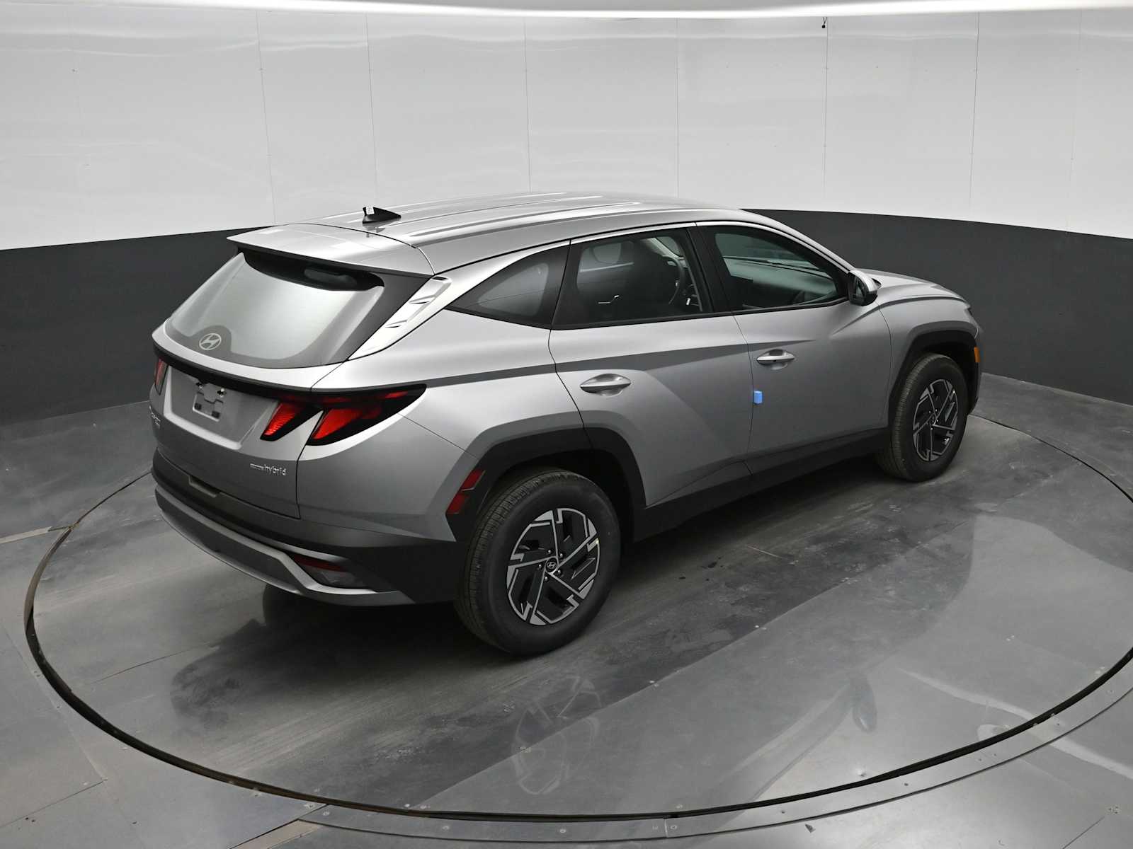 2026 Hyundai Tucson Hybrid Blue SE
