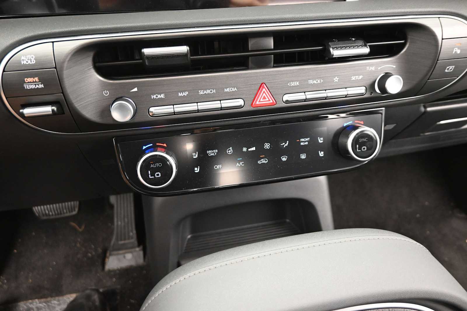 2026 Hyundai Palisade HEV SEL Premium 8P