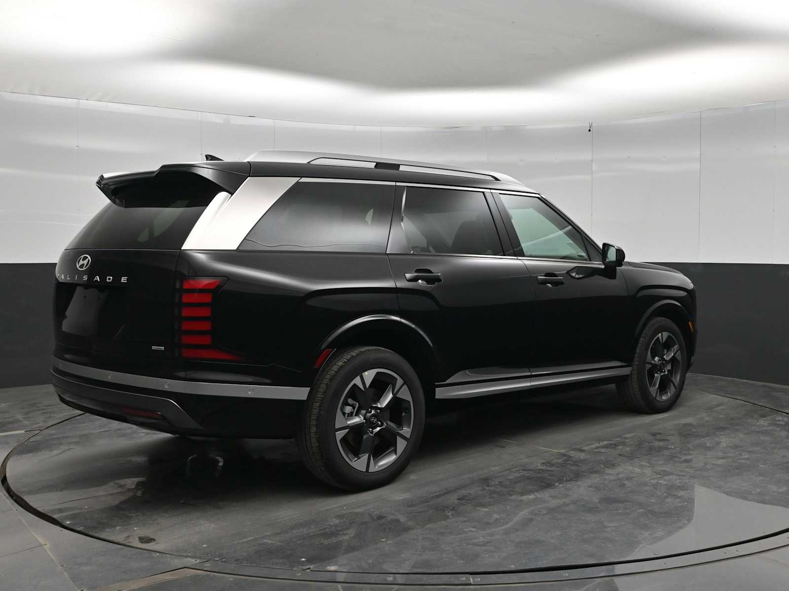 2027 Hyundai Palisade Limited 8P