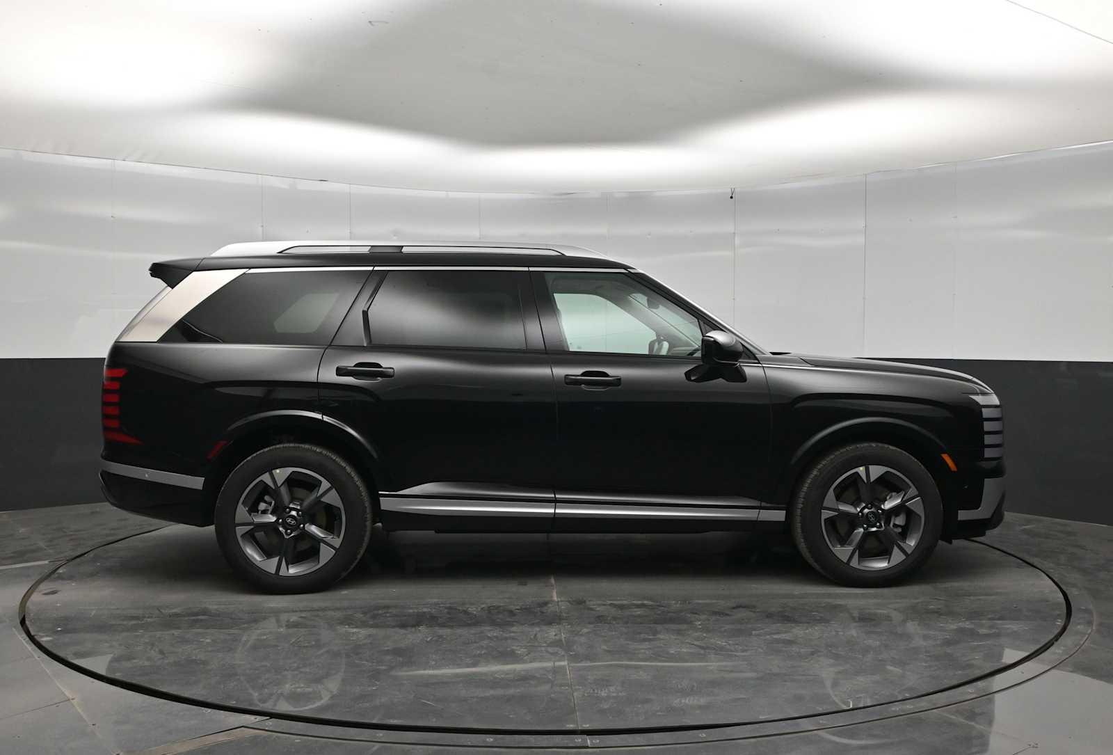 2027 Hyundai Palisade Limited 8P