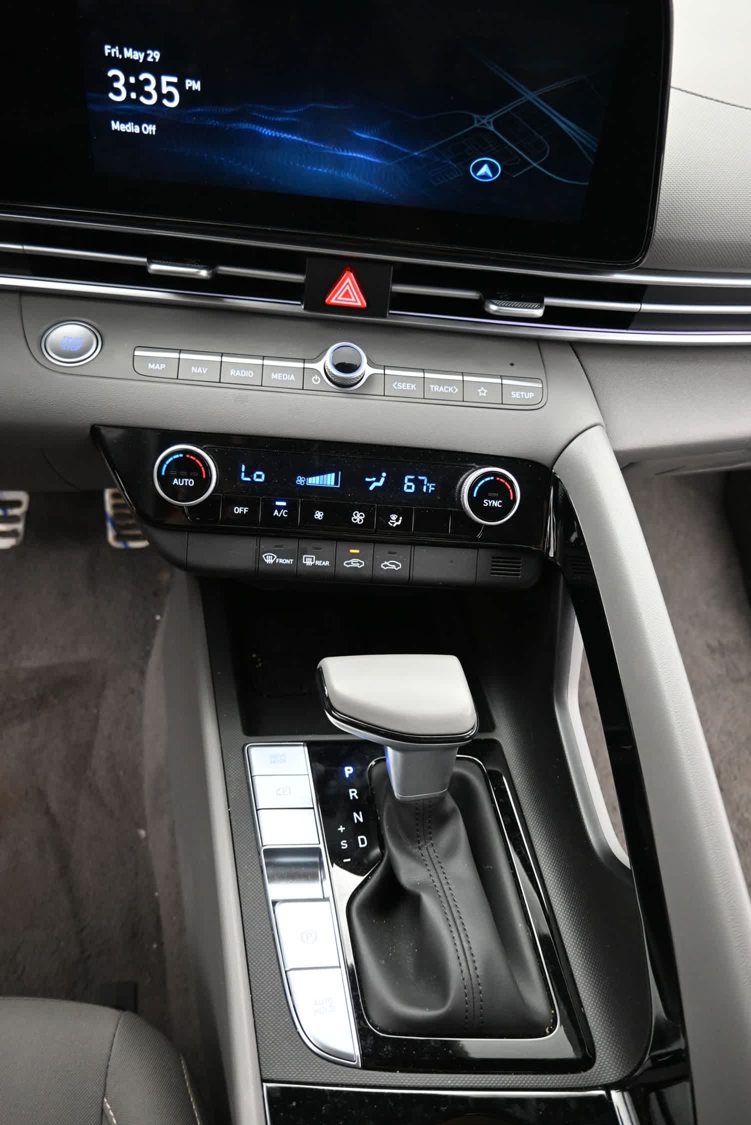 2025 Hyundai Elantra Hybrid SEL Sport