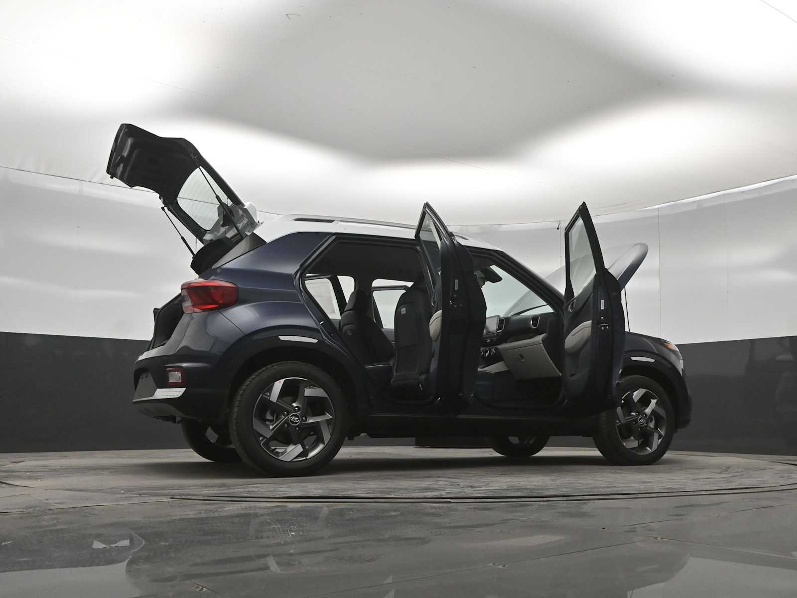2026 Hyundai Venue SEL w/Two-Tone Roof
