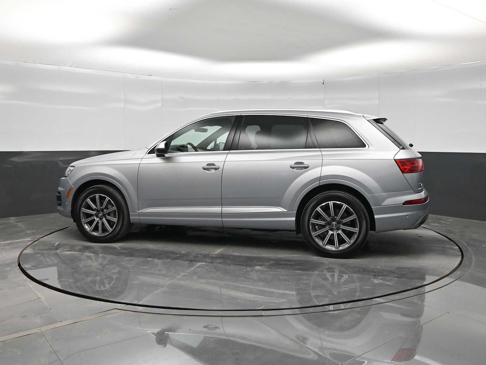2019 Audi Q7 55 Premium