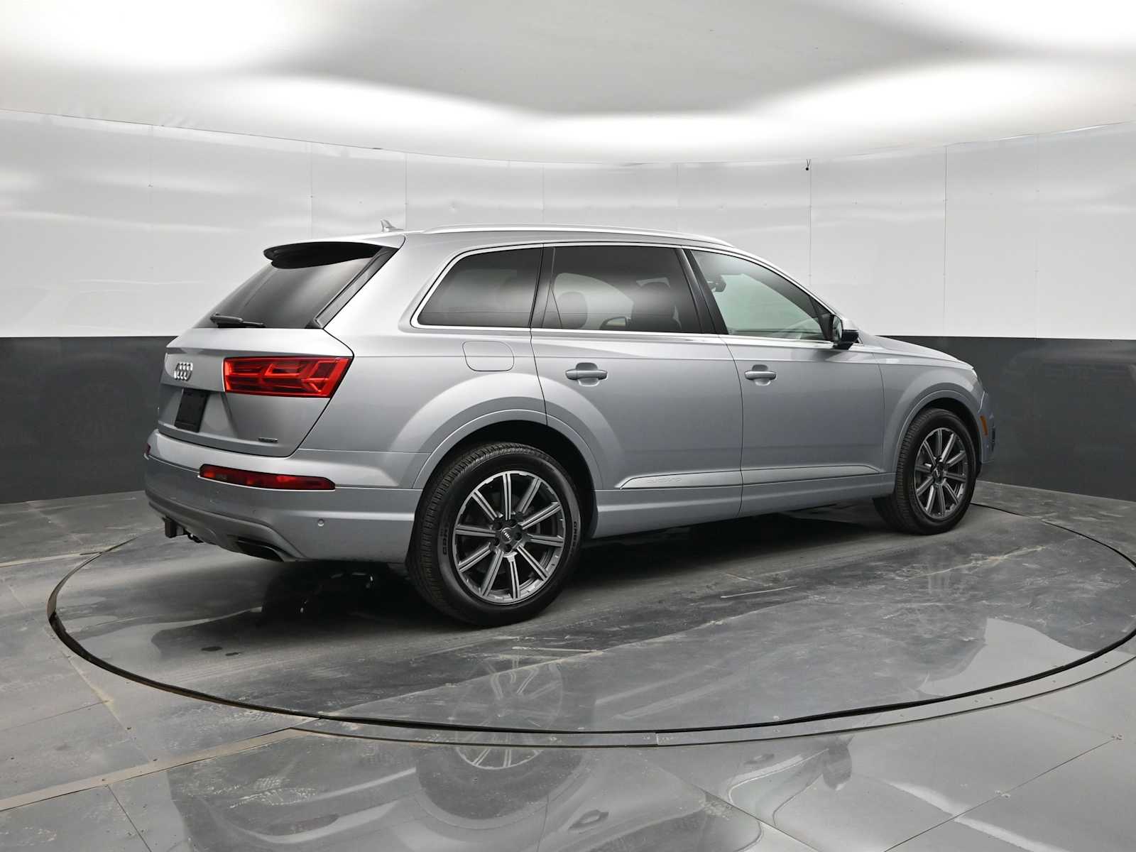 2019 Audi Q7 55 Premium