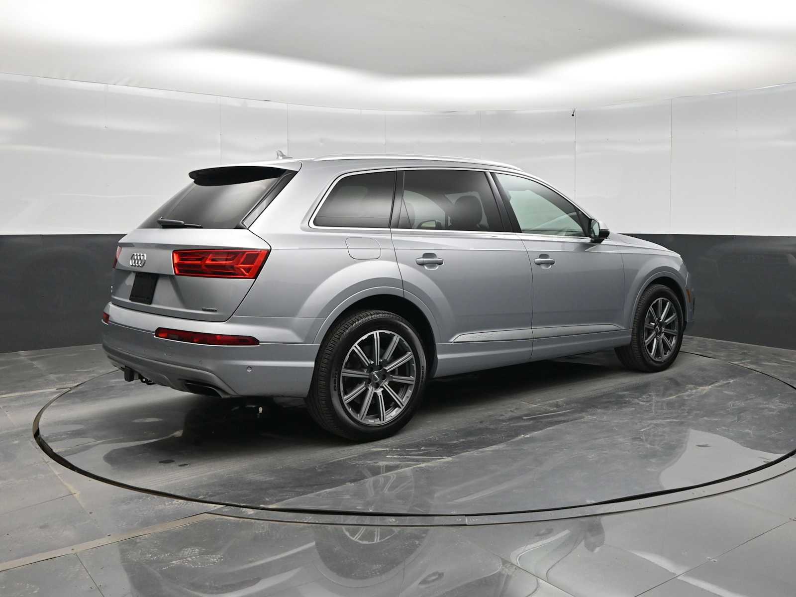 2019 Audi Q7 55 Premium