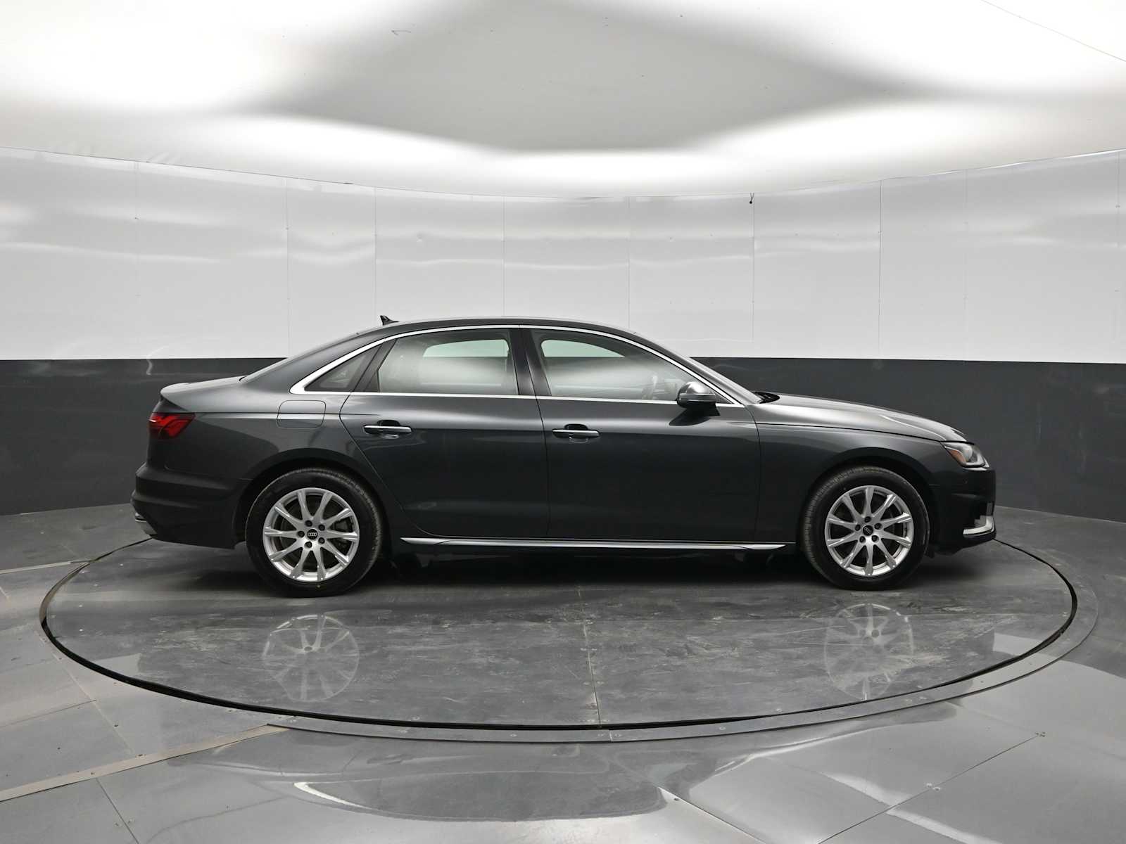 2021 Audi A4 Premium 40 TFSI quattro S tronic