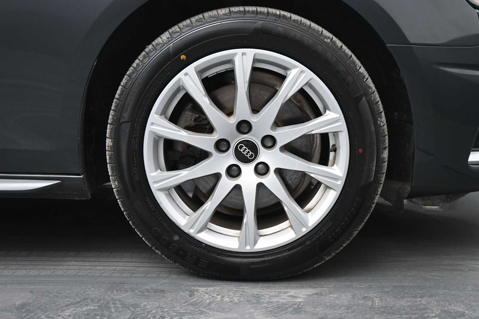 2021 Audi A4 Premium 40 TFSI quattro S tronic