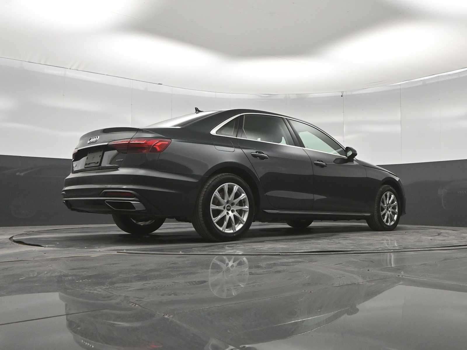 2021 Audi A4 Premium 40 TFSI quattro S tronic