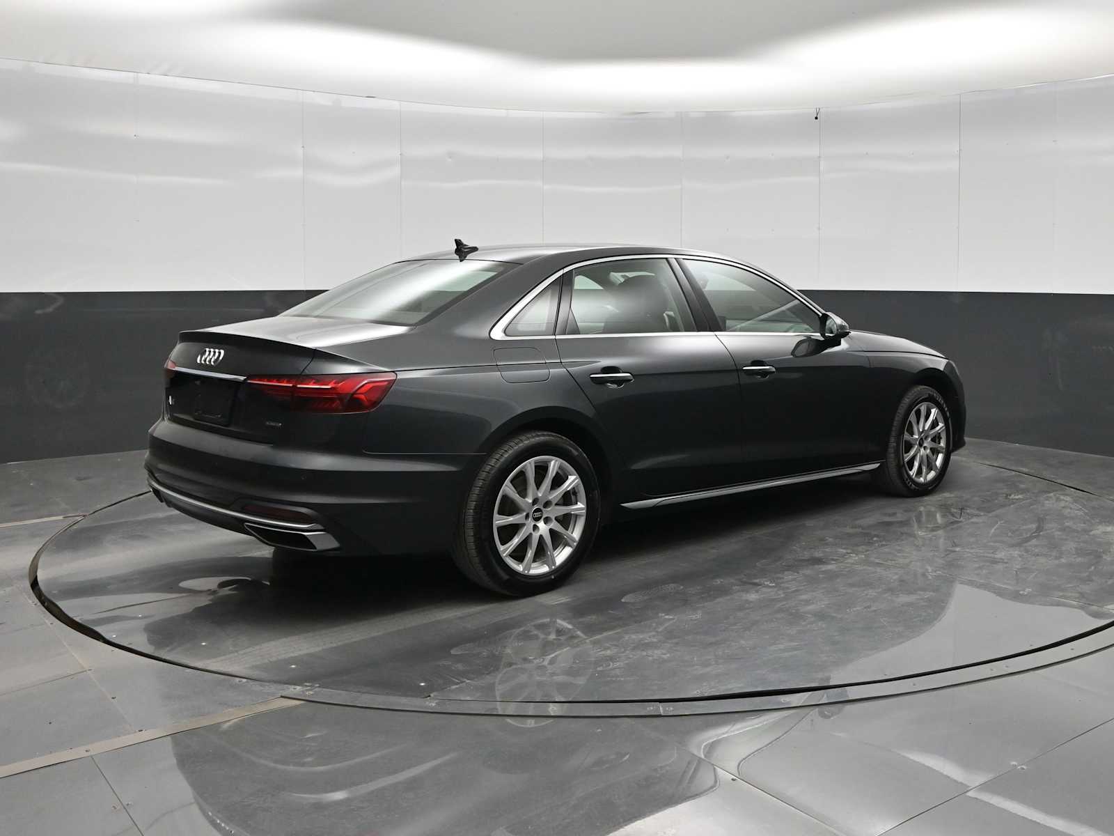 2021 Audi A4 Premium 40 TFSI quattro S tronic