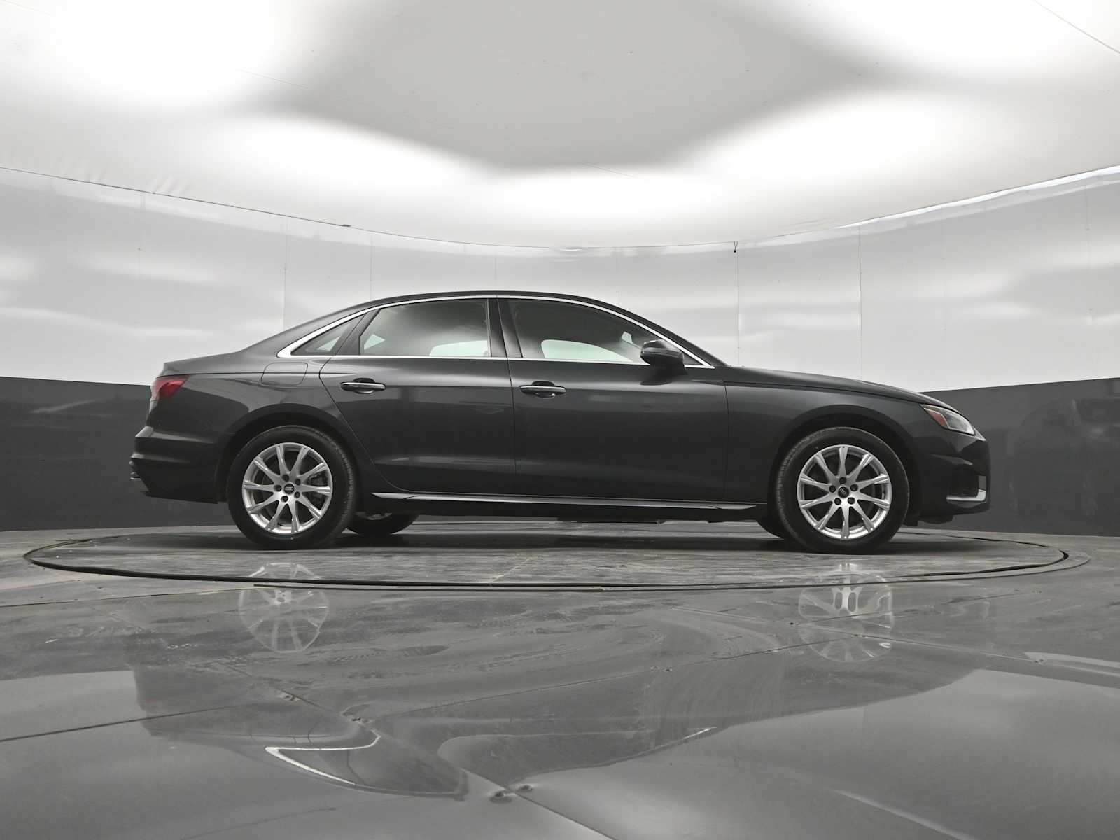 2021 Audi A4 Premium 40 TFSI quattro S tronic