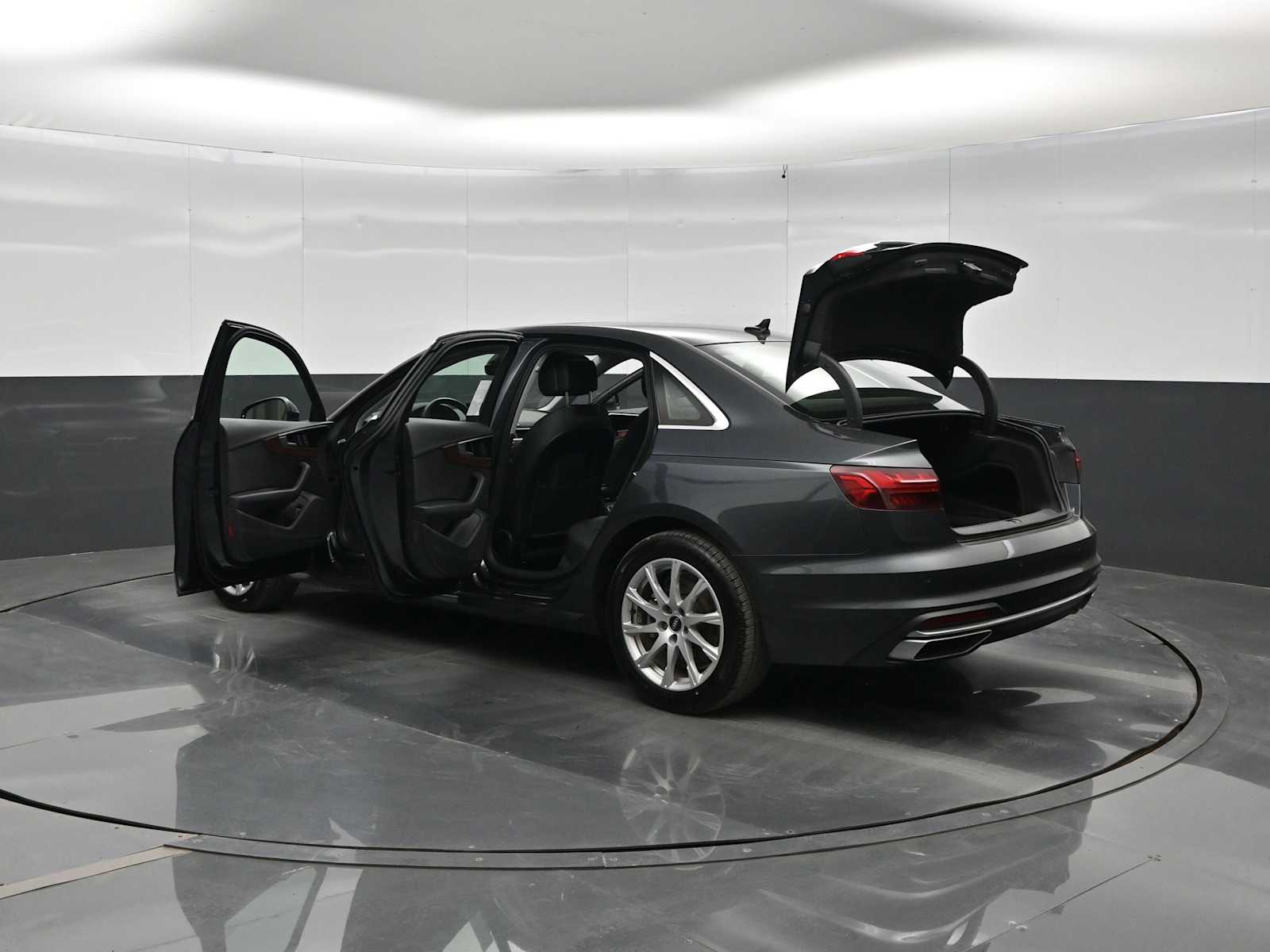 2021 Audi A4 Premium 40 TFSI quattro S tronic