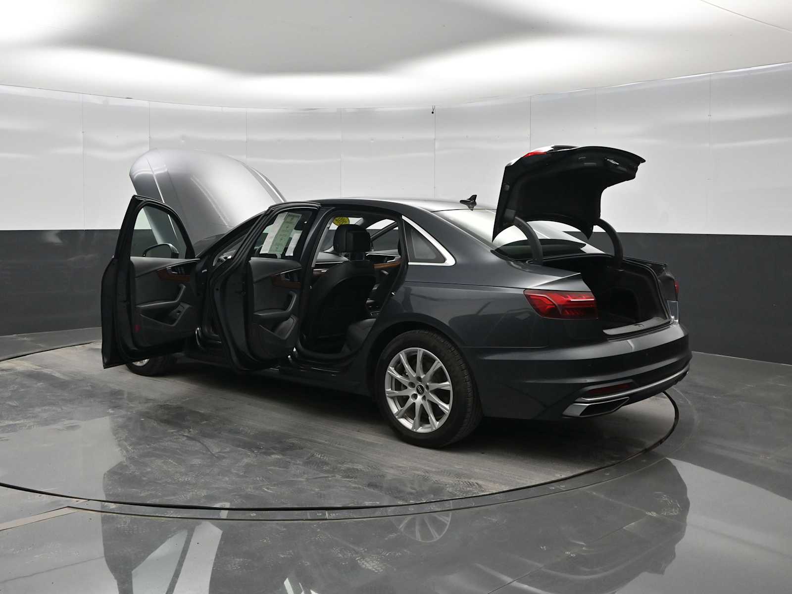 2021 Audi A4 Premium 40 TFSI quattro S tronic