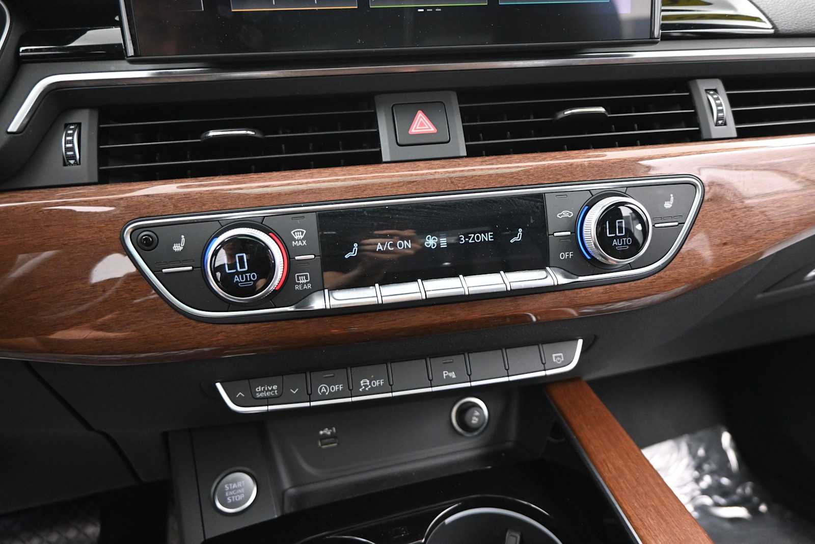 2021 Audi A4 Premium 40 TFSI quattro S tronic