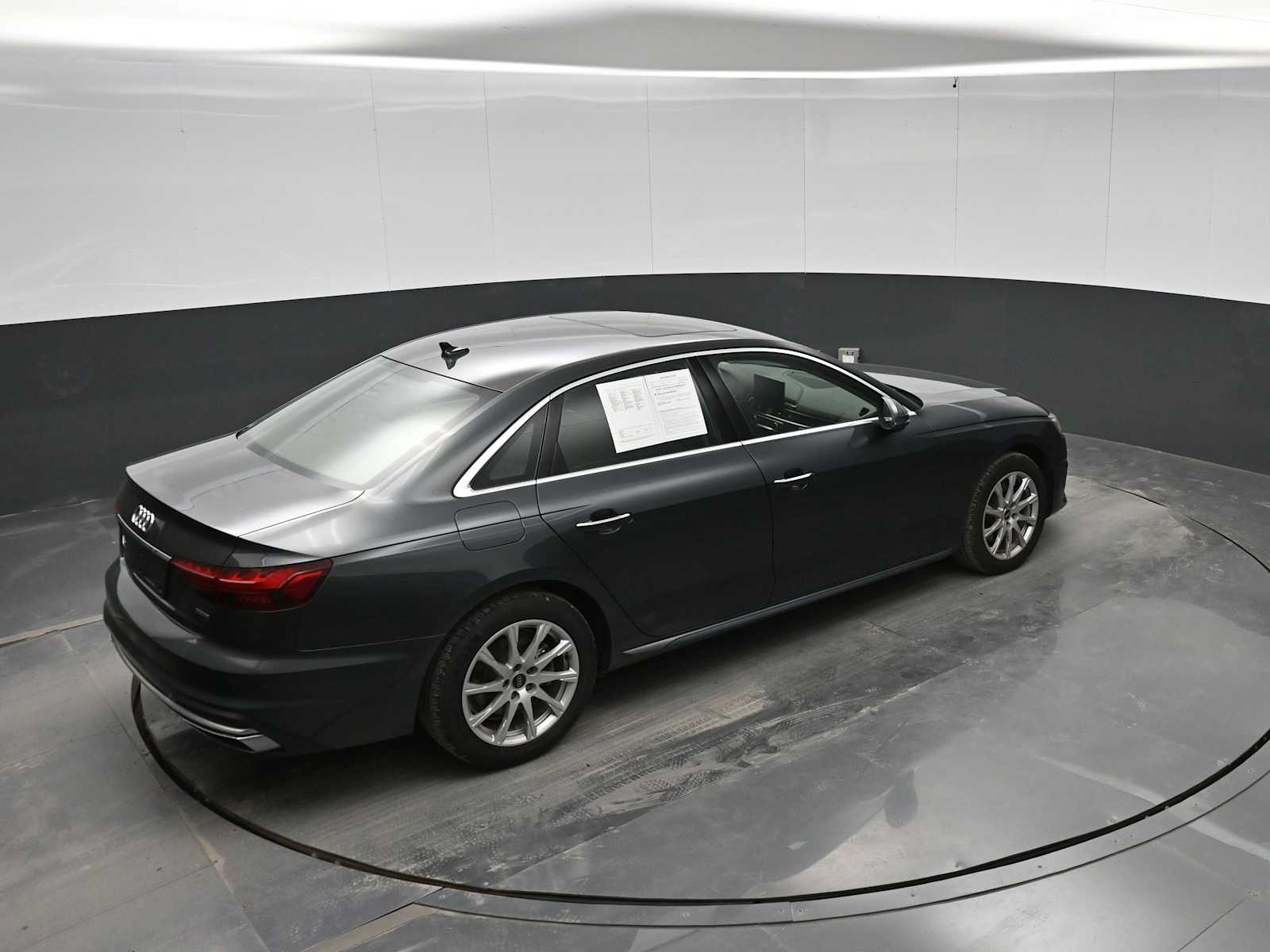 2021 Audi A4 Premium 40 TFSI quattro S tronic