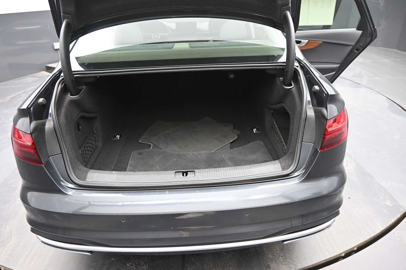 2021 Audi A4 Premium 40 TFSI quattro S tronic