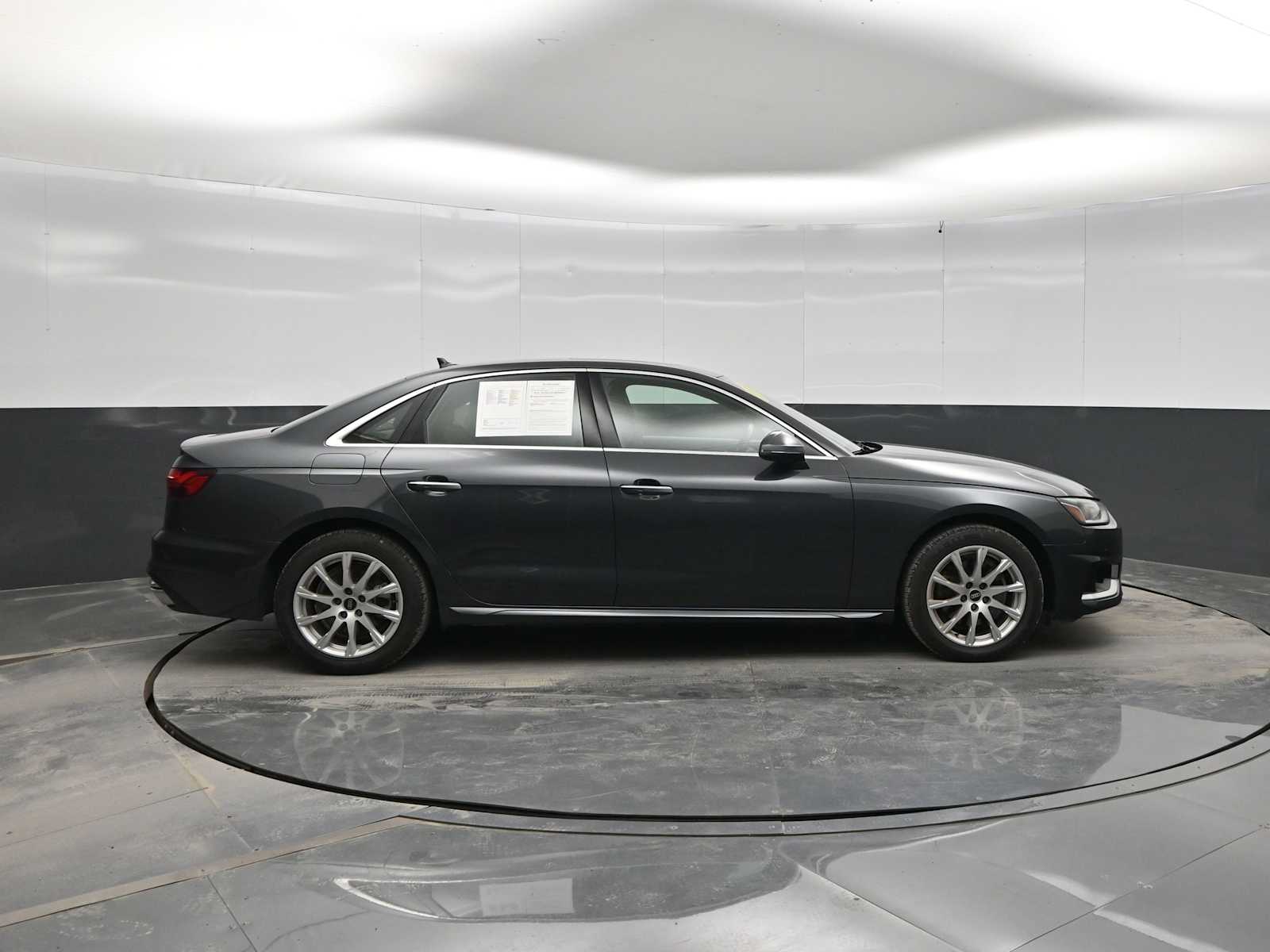 2021 Audi A4 Premium 40 TFSI quattro S tronic