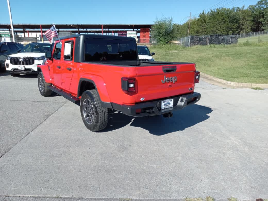 2022 Jeep Gladiator Overland