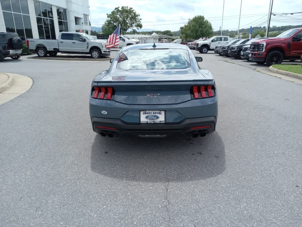 2024 Ford Mustang GT Fastback
