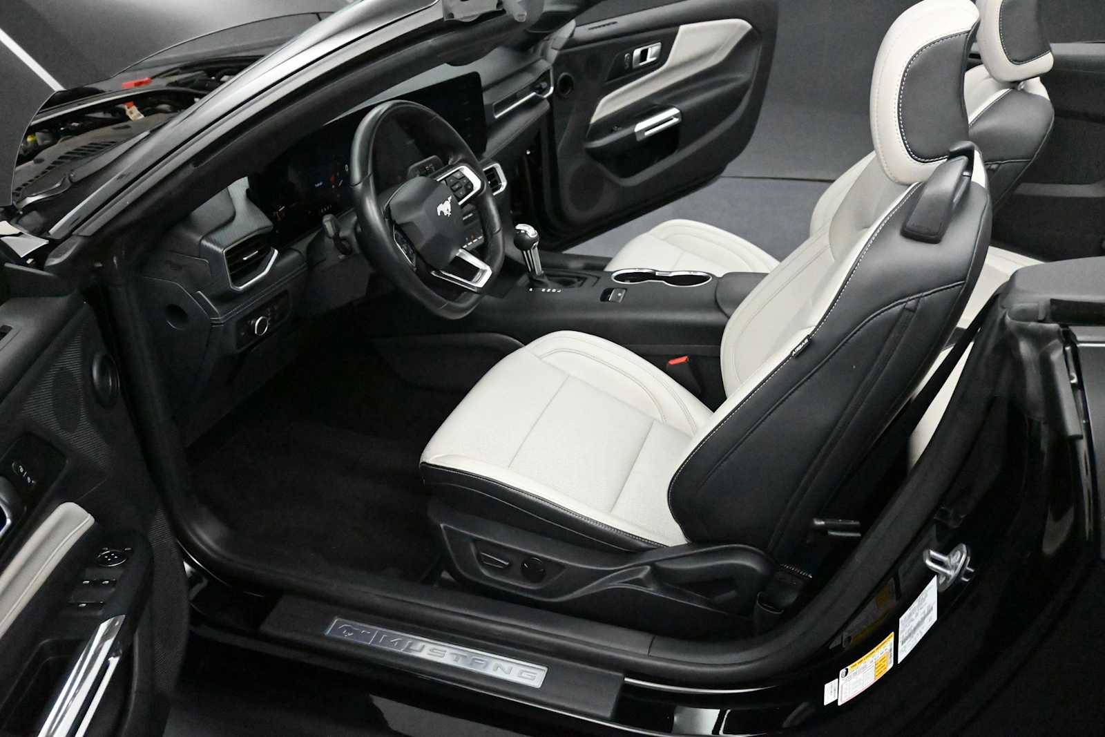 2025 Ford Mustang EcoBoost Premium Convertible