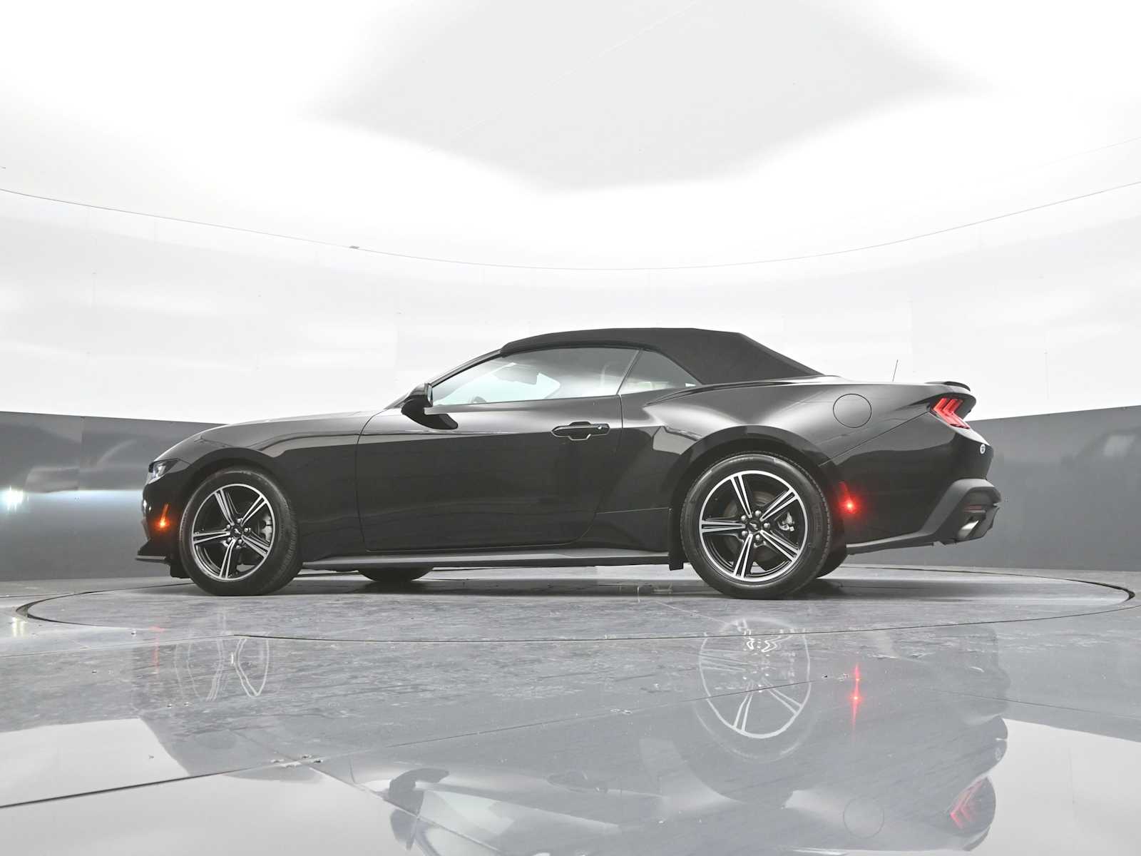 2025 Ford Mustang EcoBoost Premium Convertible