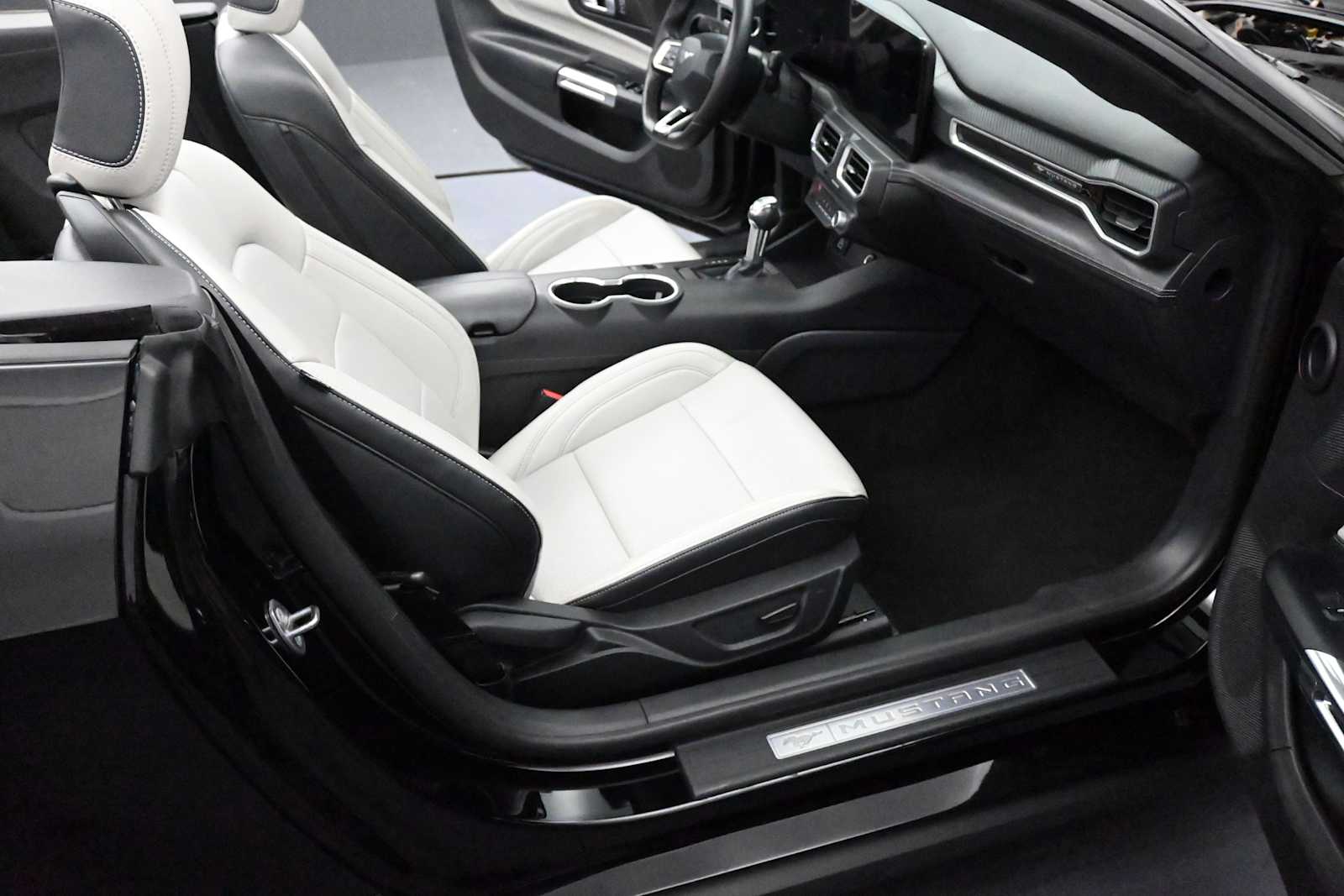 2025 Ford Mustang EcoBoost Premium Convertible