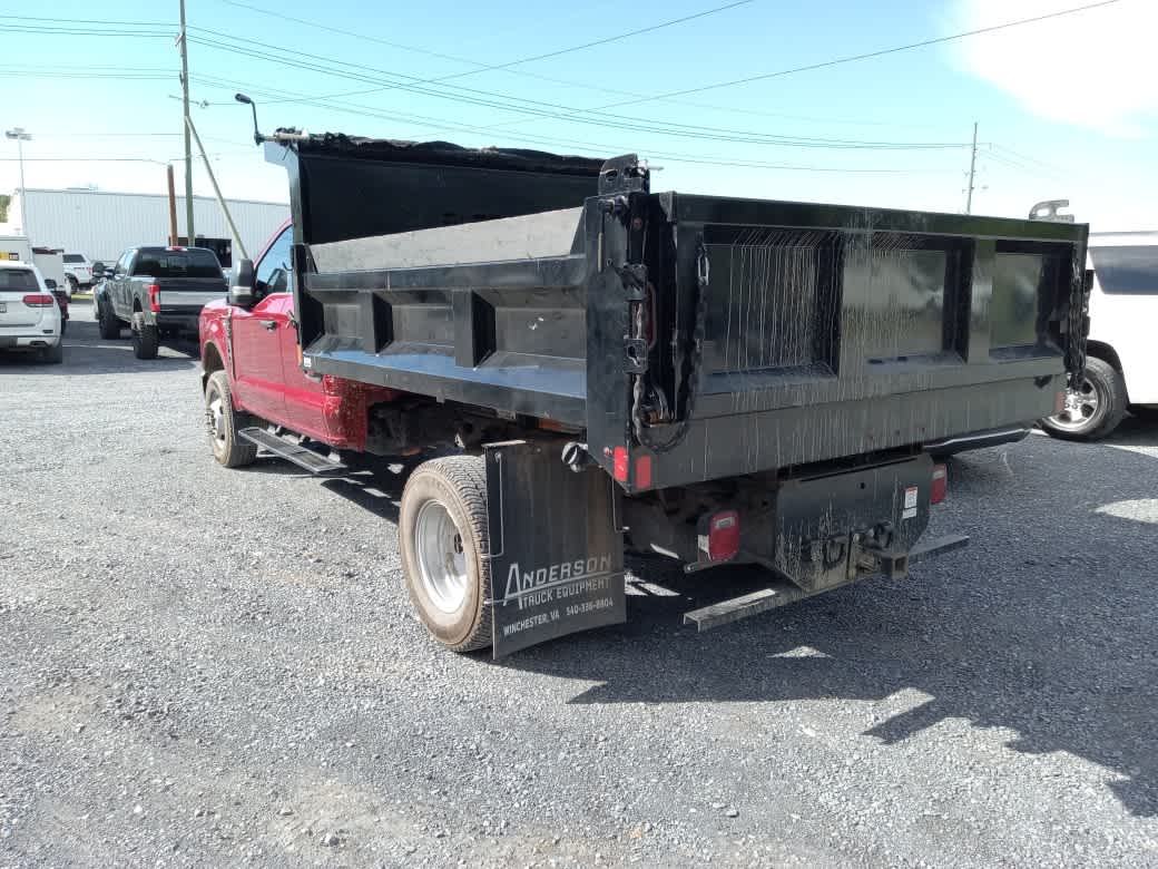 2025 Ford F-350 Chassis XLT