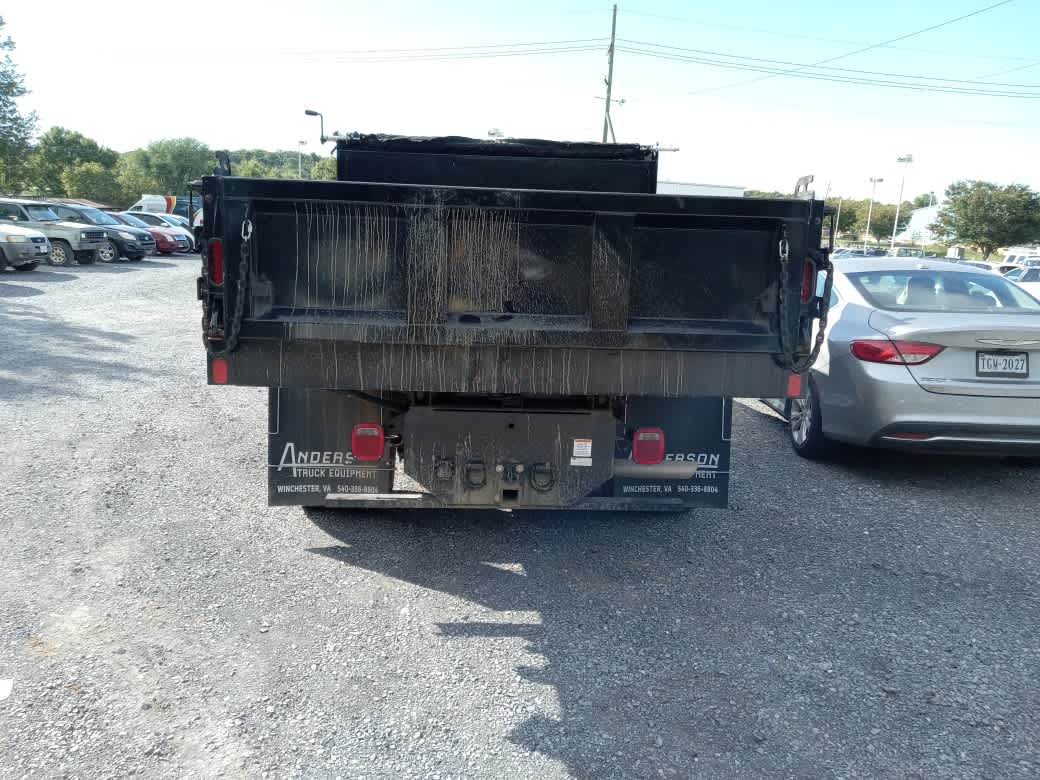 2025 Ford F-350 Chassis XLT