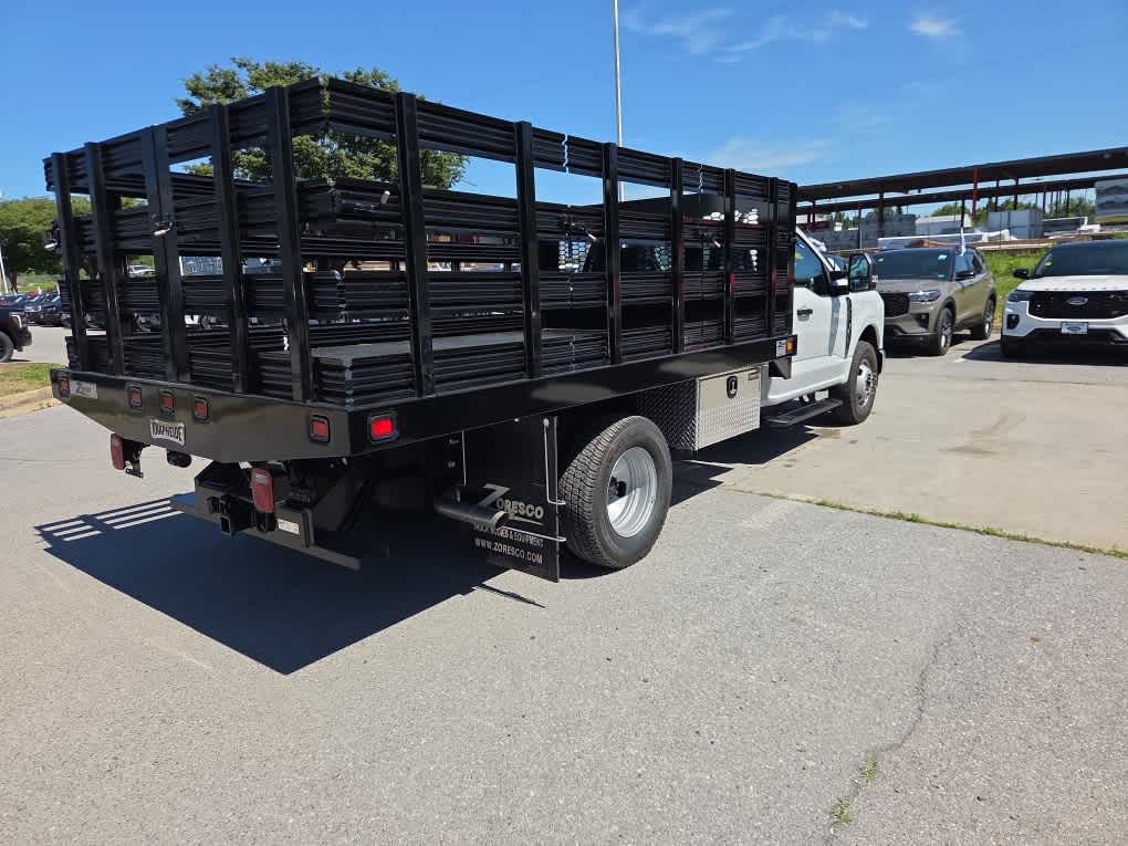 2025 Ford F-350 Chassis XL