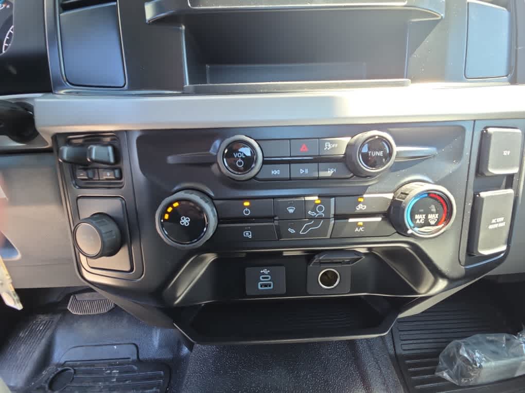 2025 Ford F-350 Chassis XL