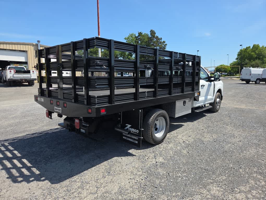 2025 Ford F-350 Chassis XL