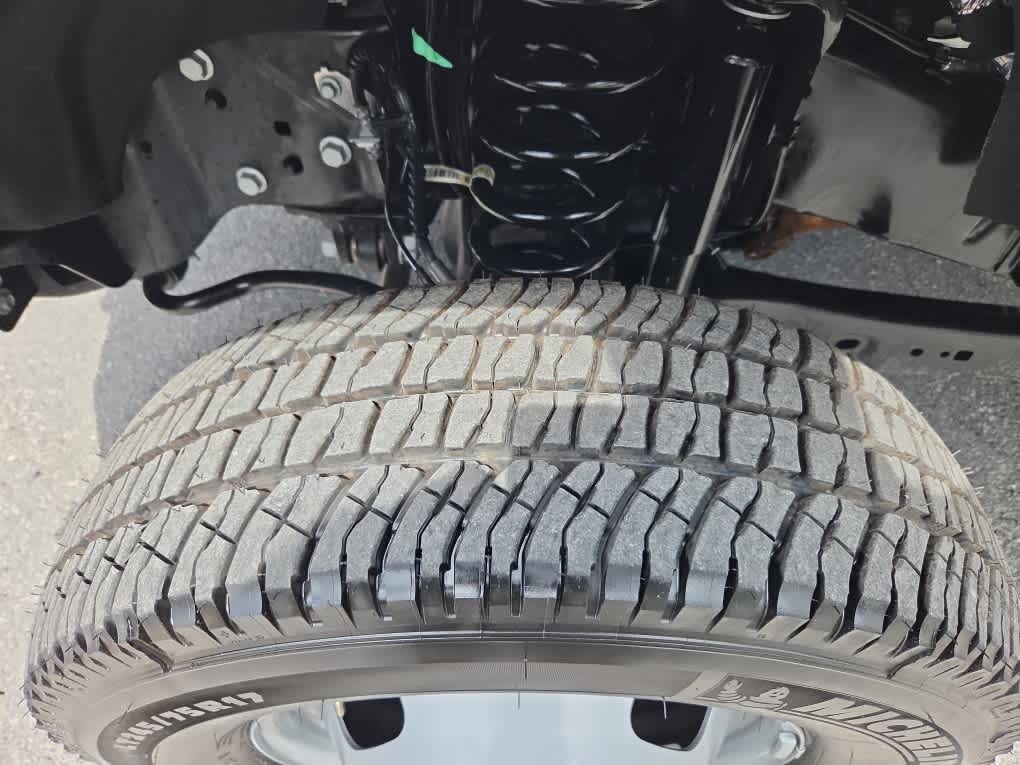 2025 Ford F-350 Chassis XL