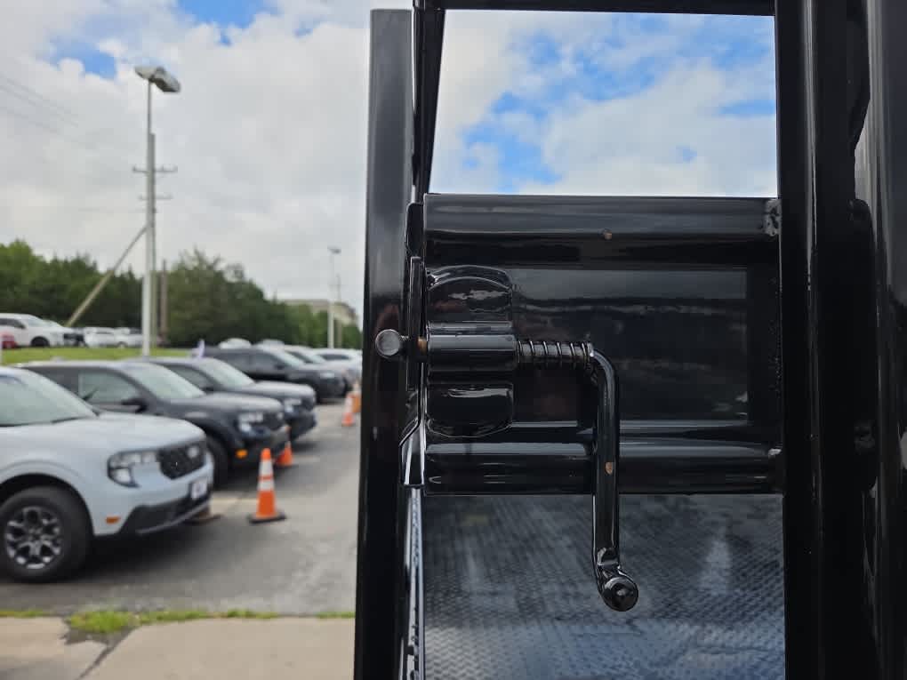 2025 Ford F-350 Chassis XL