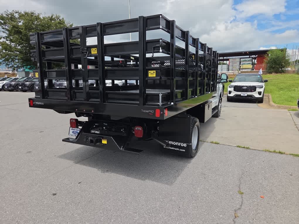 2025 Ford F-350 Chassis XL