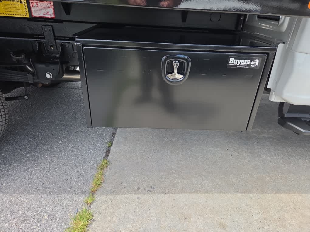2025 Ford F-350 Chassis XL