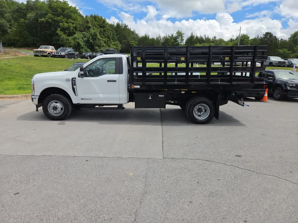 2025 Ford F-350 Chassis XL