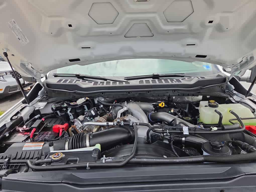 2025 Ford F-350 Chassis XL