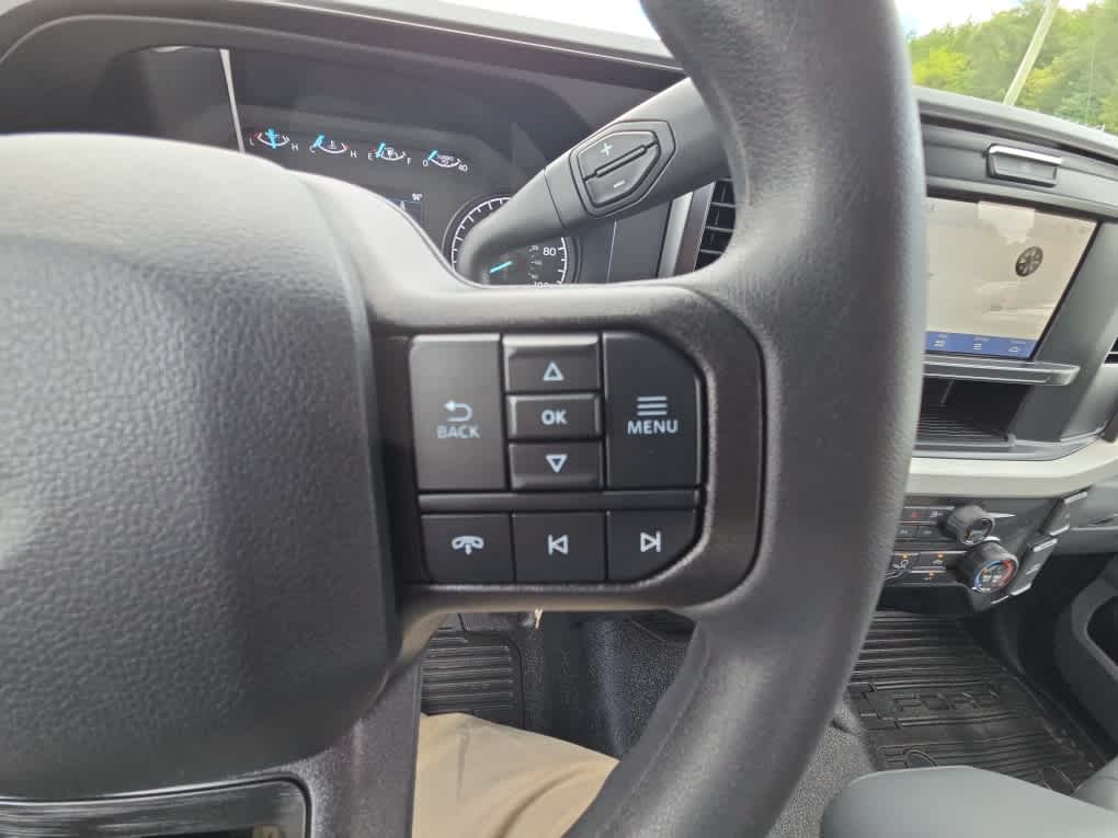 2025 Ford F-350 Chassis XL
