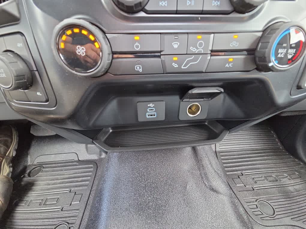 2025 Ford F-350 Chassis XL