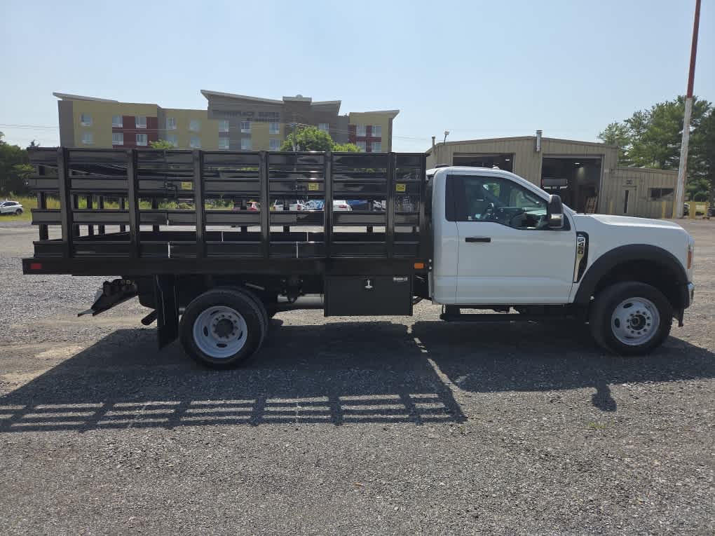2025 Ford F-450 Chassis XL