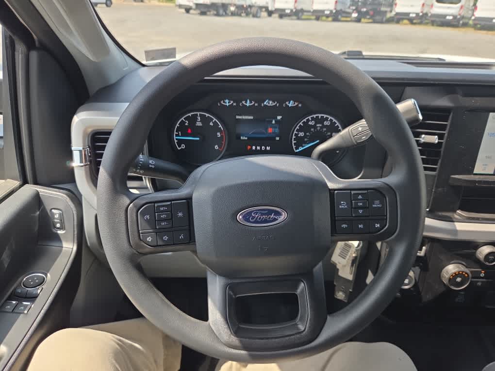 2025 Ford F-450 Chassis XL