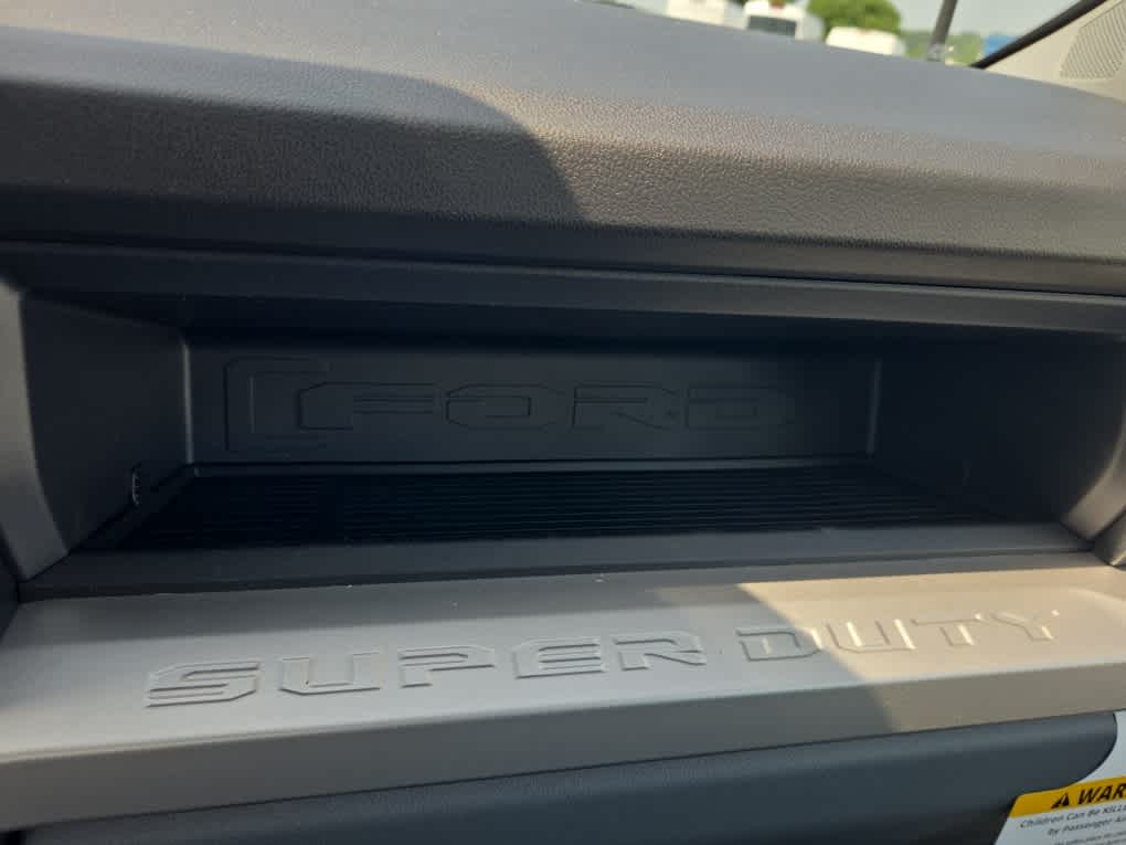 2025 Ford F-450 Chassis XL
