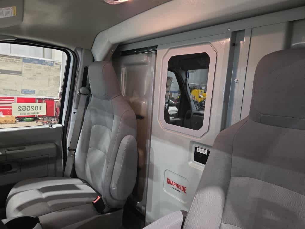2026 Ford E-350 Cutaway 